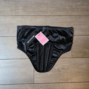 PrettyLittleThing Black Satin Corset